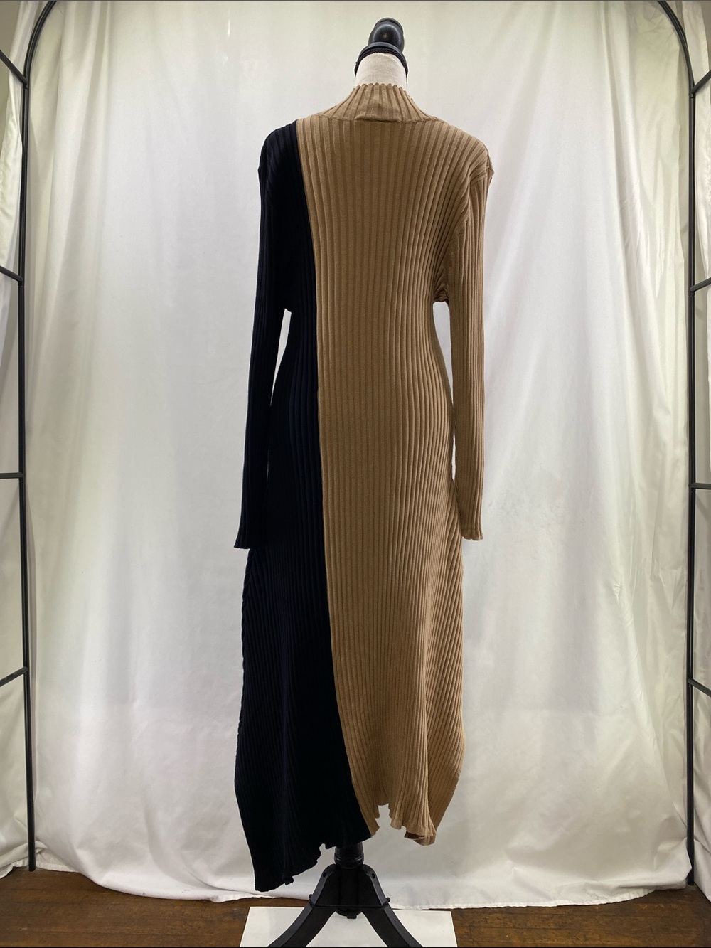 LANE BRYANT Tan/Black Colorblock Stretchy Ribbed Maxi—Mock Turtleneck—Sz 18/20 - Picture 6 of 15